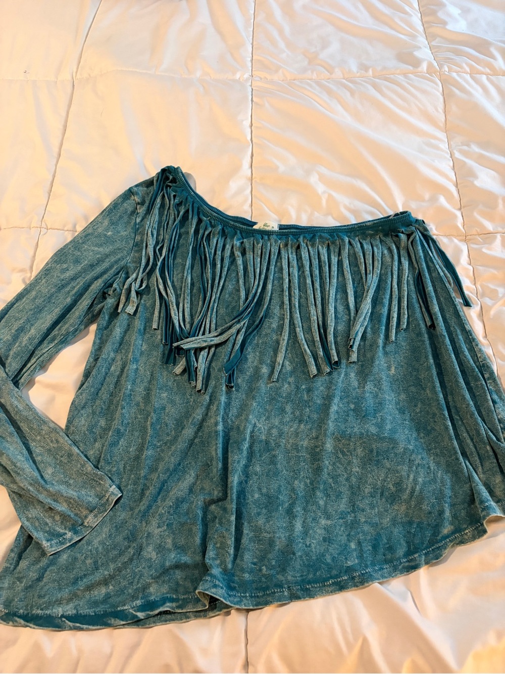 Women's Boutique Blue Buttercup off the shoulder top. Cowgirl fringe.